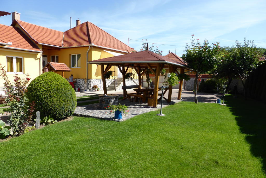 Napfény Apartman és Vendégház Egerszalók Exterior foto