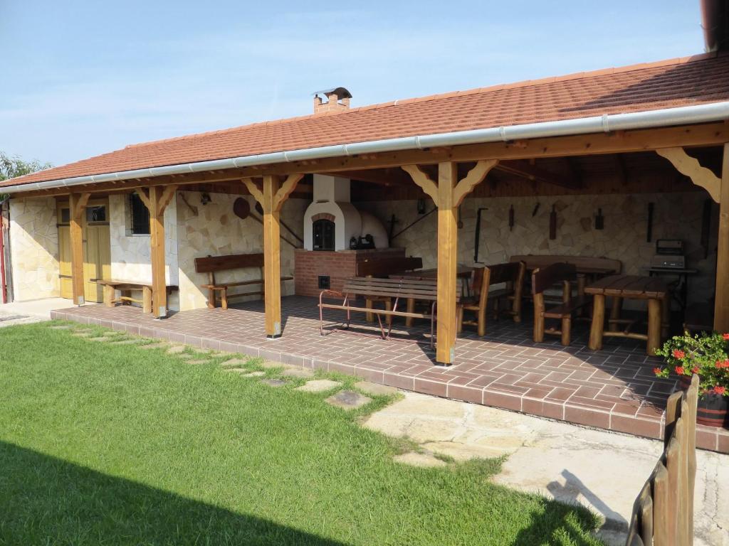 Napfény Apartman és Vendégház Egerszalók Exterior foto
