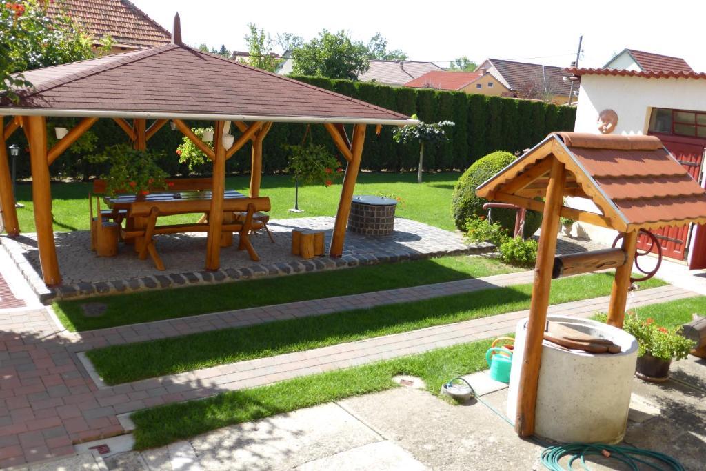 Napfény Apartman és Vendégház Egerszalók Quarto foto