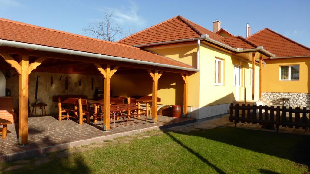 Napfény Apartman és Vendégház Egerszalók Exterior foto